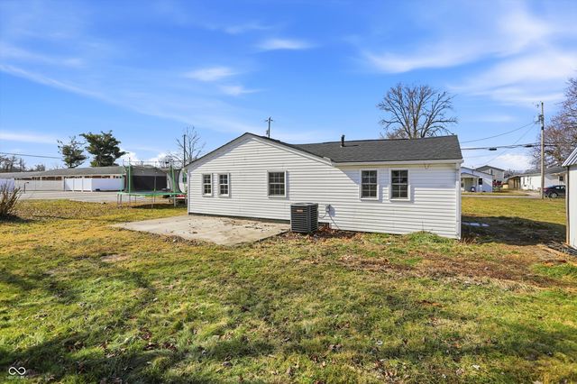 1079 S Crawford Street, Martinsville, IN 46151