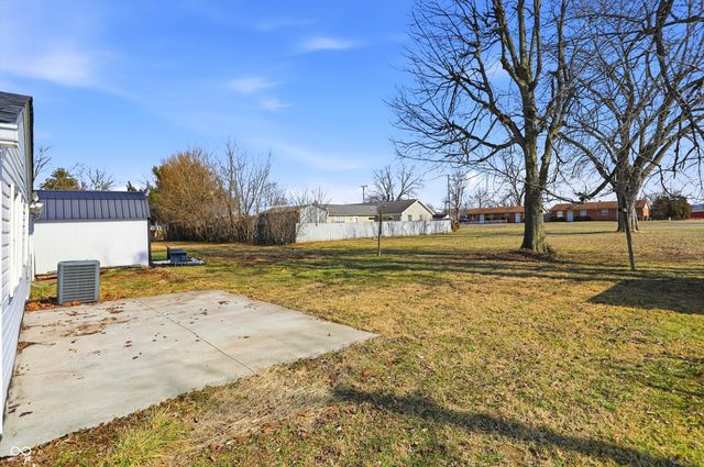 1079 S Crawford Street, Martinsville, IN 46151