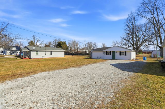 1079 S Crawford Street, Martinsville, IN 46151