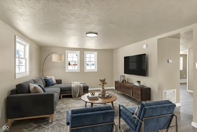 1079 S Crawford Street, Martinsville, IN 46151