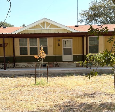 278 County Road 6767, Natalia, TX 78059