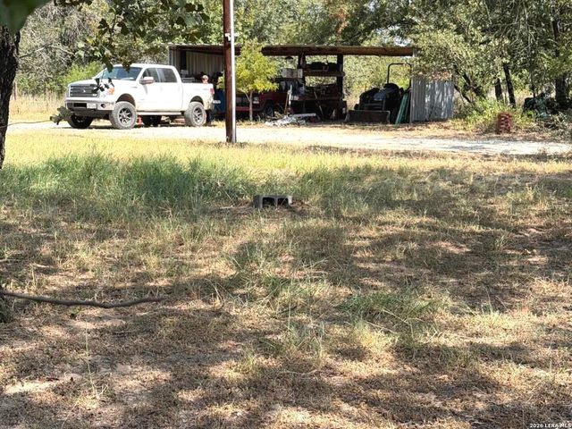 278 County Road 6767, Natalia, TX 78059