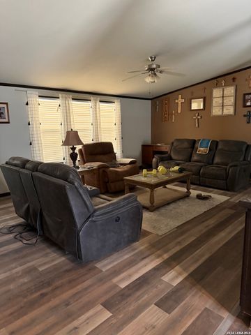 278 County Road 6767, Natalia, TX 78059