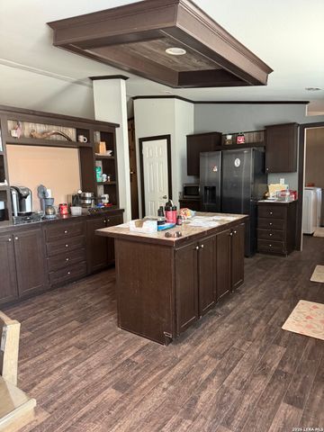278 County Road 6767, Natalia, TX 78059