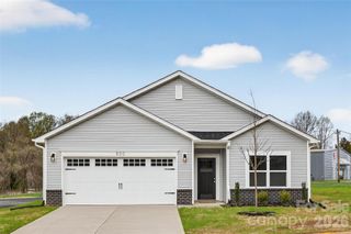 5014 Forestmont Drive, Matthews, NC 28105