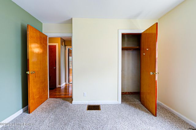 3008 Louisa Ave, Louisville, KY 40217