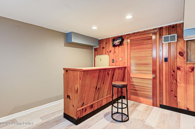 3008 Louisa Ave, Louisville, KY 40217