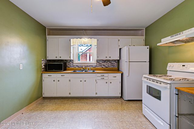 3008 Louisa Ave, Louisville, KY 40217