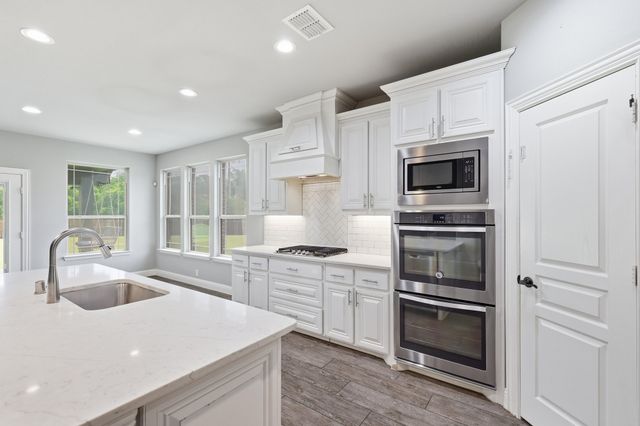 4500 Stillhouse Hollow Lane, Denton, TX 76226