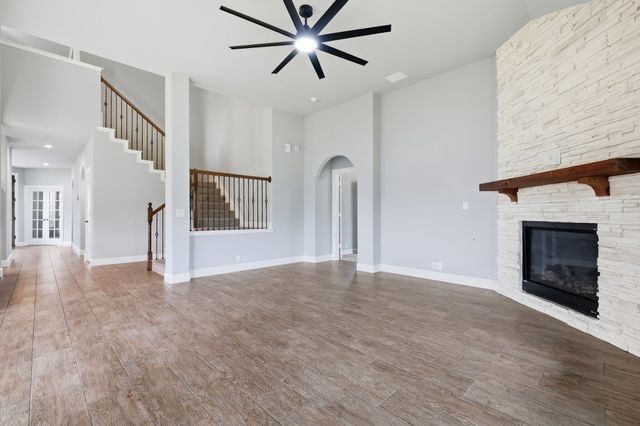 4500 Stillhouse Hollow Lane, Denton, TX 76226