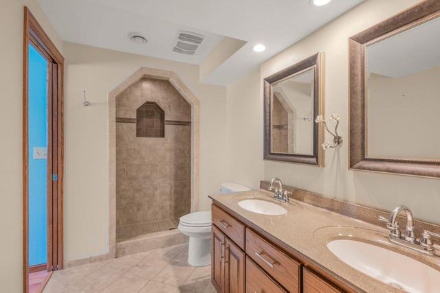 1375 Balsam Street E, Eagan, MN 55123