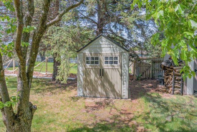 1375 Balsam Street E, Eagan, MN 55123