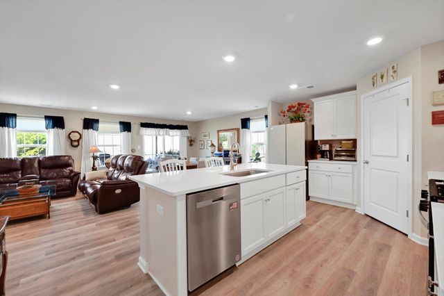 2027 PAPERBACK WAY, York, PA 17408