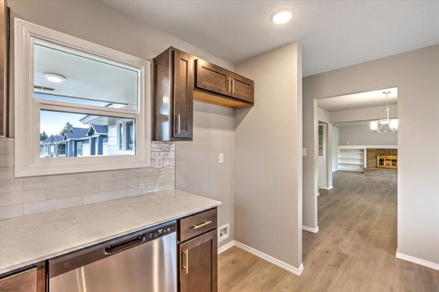 1305 S Bowdish Rd, Spokane Valley, WA 99212