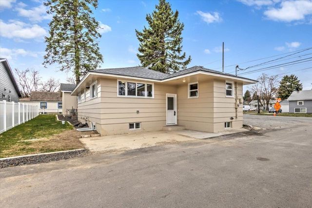 1305 S Bowdish Rd, Spokane Valley, WA 99212