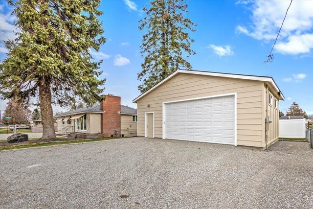 1305 S Bowdish Rd, Spokane Valley, WA 99212