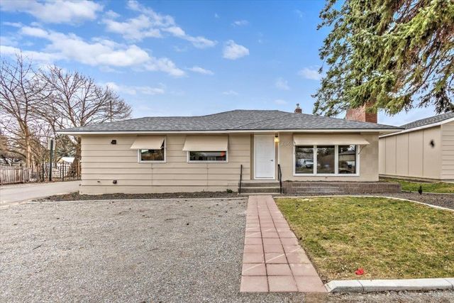 1305 S Bowdish Rd, Spokane Valley, WA 99212