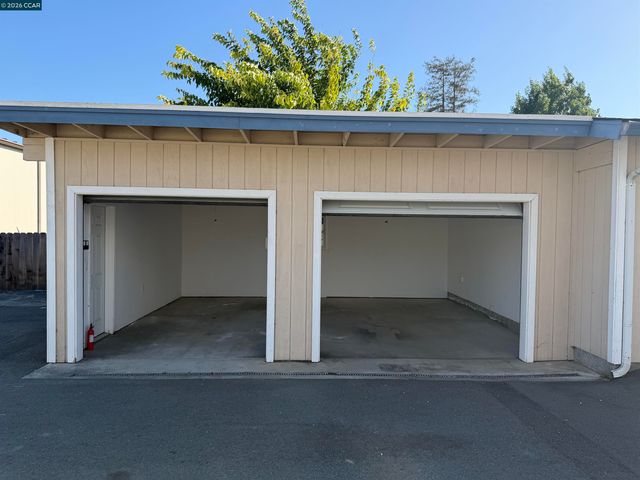 251 Arthur Rd, Martinez, CA 94553