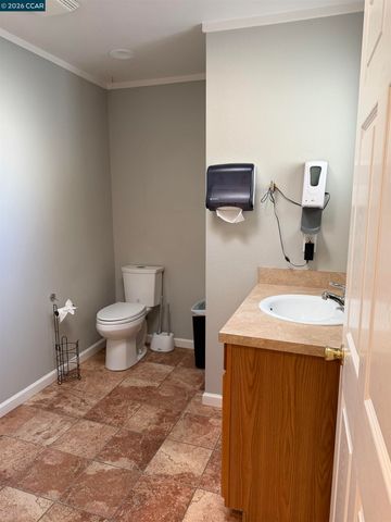 251 Arthur Rd, Martinez, CA 94553