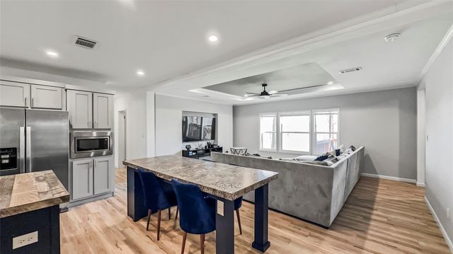 375 Lonesome Dove Trail, Trinity, TX 75862