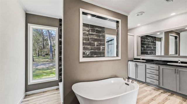 375 Lonesome Dove Trail, Trinity, TX 75862