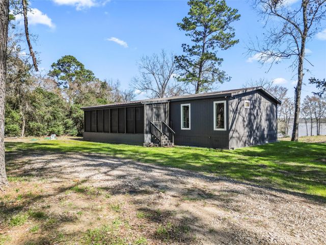 375 Lonesome Dove Trail, Trinity, TX 75862
