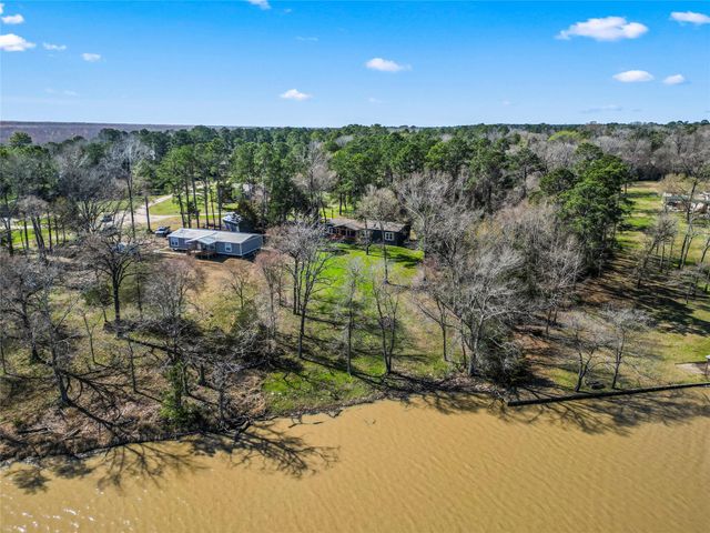 375 Lonesome Dove Trail, Trinity, TX 75862