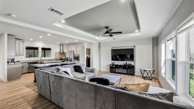 375 Lonesome Dove Trail, Trinity, TX 75862