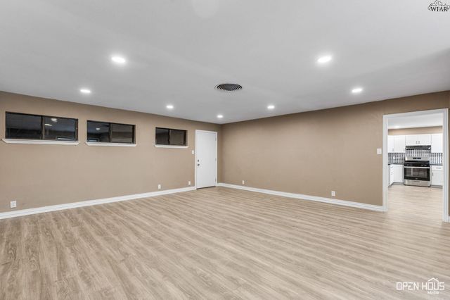 1611 SINGLETON AVENUE, Wichita Falls, TX 76302