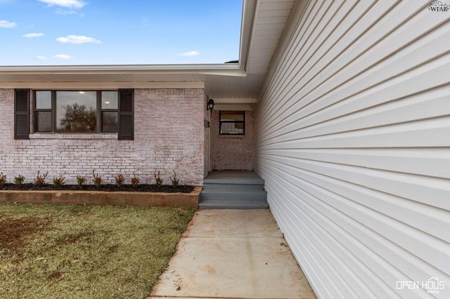 1611 SINGLETON AVENUE, Wichita Falls, TX 76302