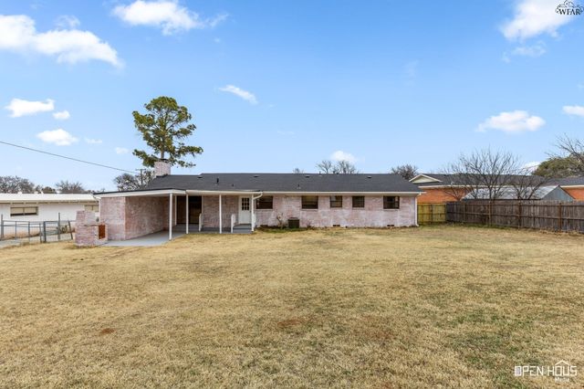 1611 SINGLETON AVENUE, Wichita Falls, TX 76302