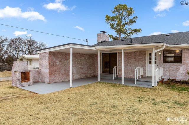 1611 SINGLETON AVENUE, Wichita Falls, TX 76302