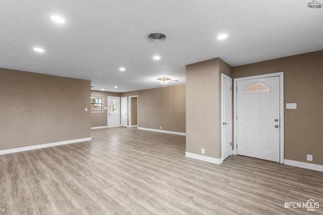 1611 SINGLETON AVENUE, Wichita Falls, TX 76302