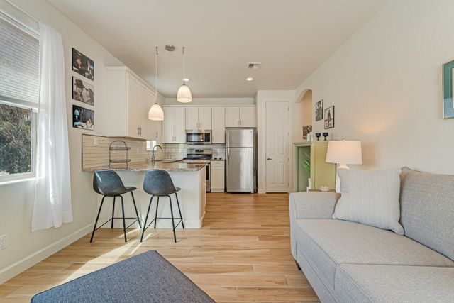 6044 Redondo Sierra Vista NE, Rio Rancho, NM 87144