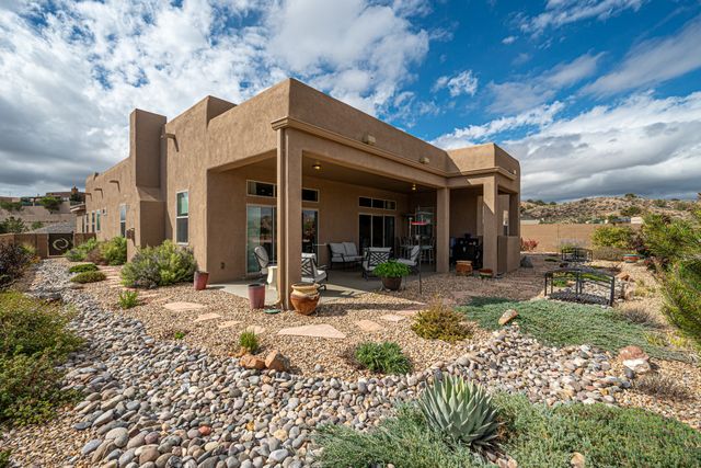 6044 Redondo Sierra Vista NE, Rio Rancho, NM 87144