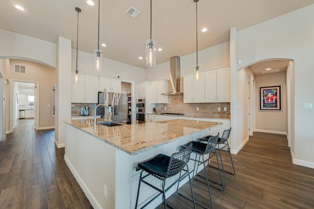 6044 Redondo Sierra Vista NE, Rio Rancho, NM 87144