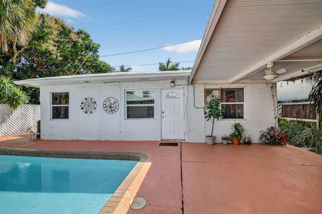 328 Monroe Drive, West Palm Beach, FL 33405