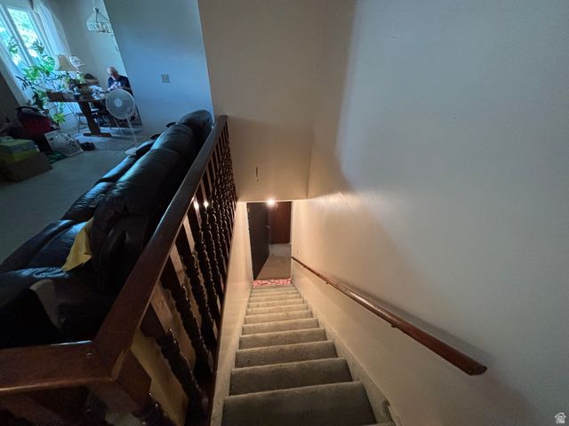 1146 S 1000 E, Clearfield, UT 84015