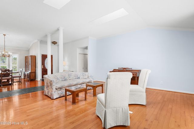 103 Steeplechase Way, Southern Pines, NC 28387