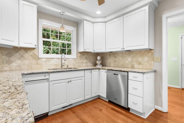 103 Steeplechase Way, Southern Pines, NC 28387