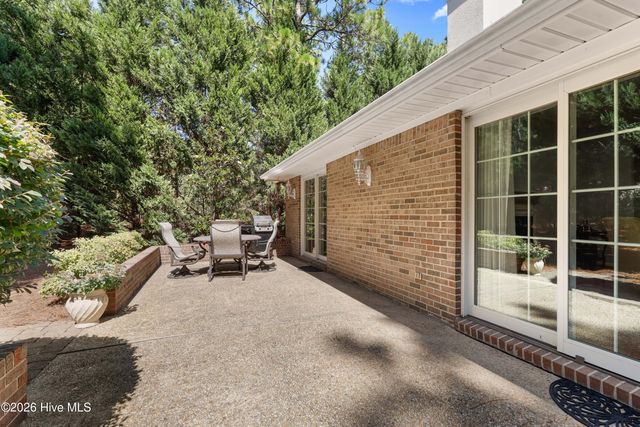103 Steeplechase Way, Southern Pines, NC 28387