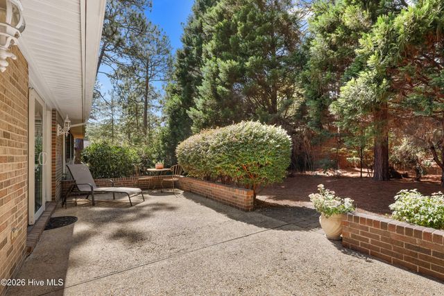 103 Steeplechase Way, Southern Pines, NC 28387