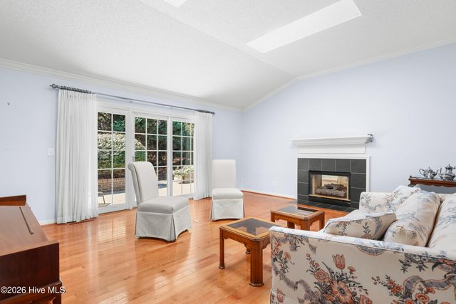 103 Steeplechase Way, Southern Pines, NC 28387