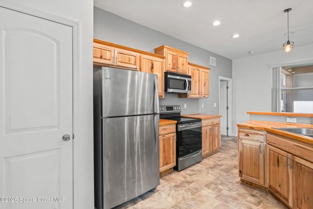 416 La Veta Drive, Melbourne, FL 32904