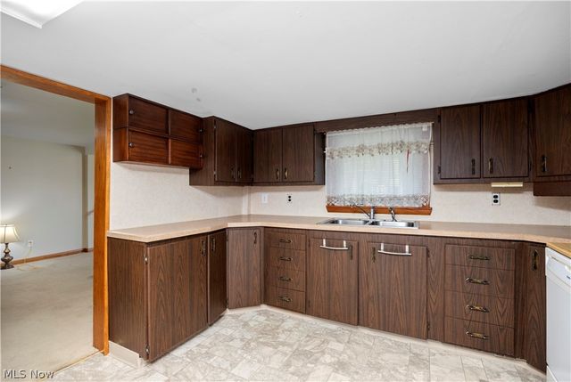203 Annis Road, South Amherst, OH 44001
