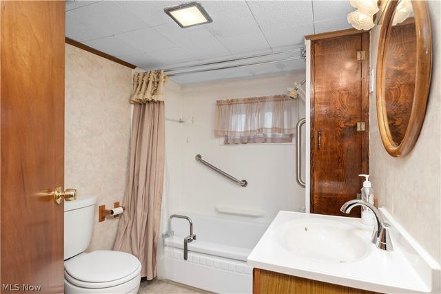 203 Annis Road, South Amherst, OH 44001