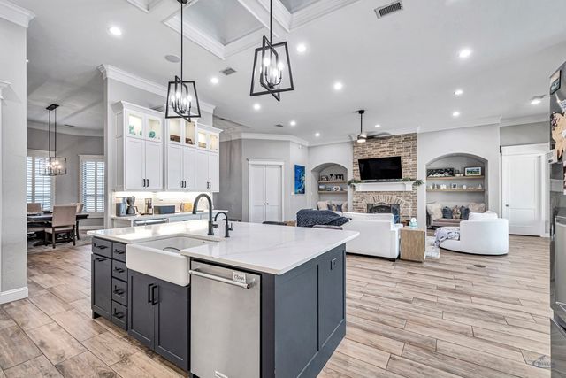 2509 Briaroaks Dr, Midland, TX 79707