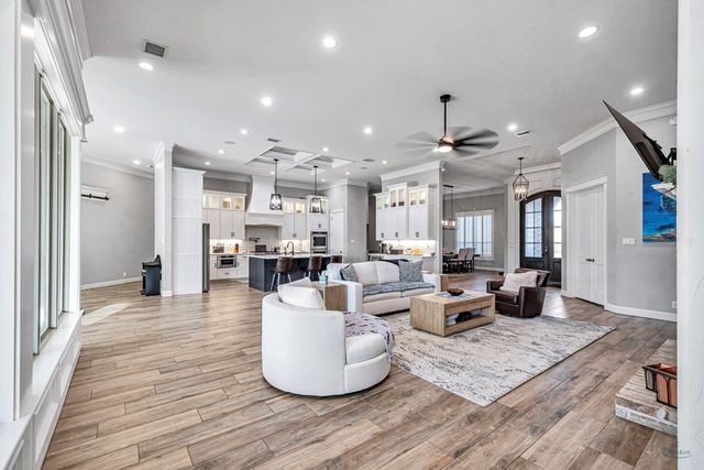 2509 Briaroaks Dr, Midland, TX 79707