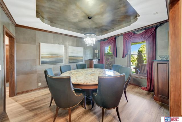 5501 Aaron Circle, Lincoln, NE 68516