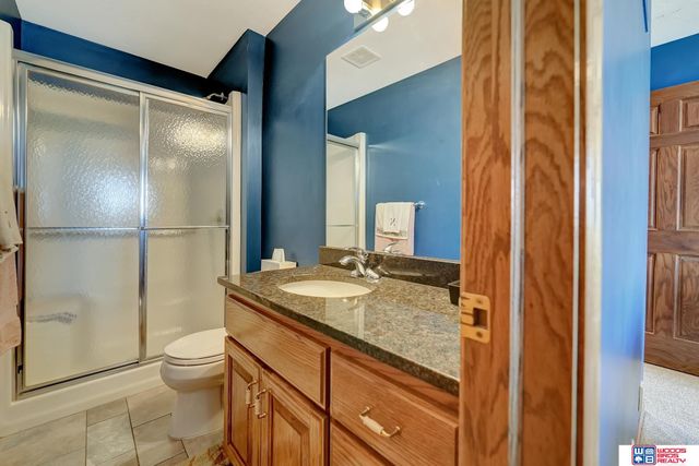 5501 Aaron Circle, Lincoln, NE 68516